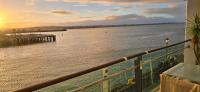 Living on Water with amazing sunset views - B&B Auckland