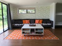Somerview Cottage - Somerset Dam, QLD - B&B Lower Cressbrook