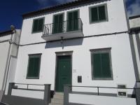 Three-Bedroom Townhouse