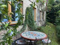 home4stays - Strandnahe Gartenwohnung an der Kieler Förde - B&B Heikendorf