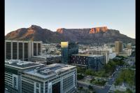 Luxury Onyx Penthouse with Sea Mountain Views by CTICC Cape Town - Chambres d'hôtes Le Cap