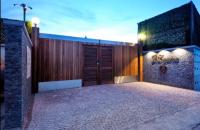 B. Equine Range Hotel - B&B Narlıdere