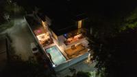 Luxury Private Villa Butler, Gazebo & Premium Stay - Chambres d'hôtes Lonavla