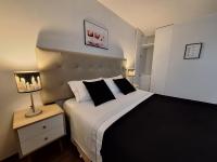 Modern 1-Bedroom Apartment with WiFi in Miraflores - Chambres d’hôtes Lima