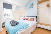 Seabreeze Retreat - Central Location Free Parking Quiet Area - B&B Whitby