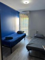 Appart avec 3 chambres au pied du TRAM avec internet ! - B&B Eysines