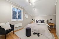 Lys og fin 3 roms sentralt på Eikli - Chambres d’hôtes Hønefoss