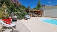 Gîte d'Alex et Elodie au calme avec piscine - Chambres d’hôtes Pernes-les-Fontaines