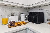 Premium 3BR Home for Large Groups - Bed and Breakfast Stockport