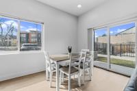 Luxury Lil' Italy 2BR, Sleeps 6 Free, Parking Gym - Ferienwohnung Cleveland