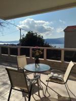 SALT Studio Apartment - Bed and Breakfast Tivat