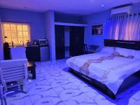 Deluxe Zimmer mit Kingsize-Bett