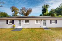 2 Mi to Beach! Wilmington Duplex Near Dining - Ferienwohnung Windemere