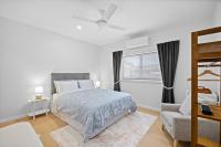 Camera Queen Superior