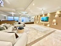 Three-Bedroom Premium Apartment with Resort View