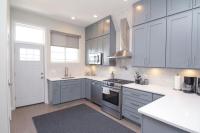 Sleek & Posh 4Bed-3 5Bath - RoofDeck - Sleeps 12 - B&B Philadelphia