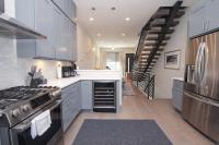 Sleek & Posh 4Bed-3 5Bath - RoofDeck - Sleeps 12 - B&B Philadelphia