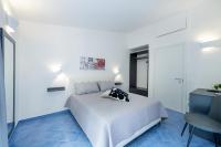 Tweepersoonskamer met Balkon en Uitzicht op Zee