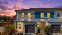 Modern 3Bd End Unit with Garage & Water View 7904 - Bed and Breakfast Kissimmee
