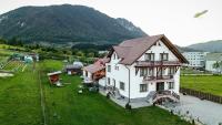 Popasul Piatra Craiului - Chambres d’hôtes Zărneşti