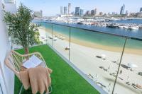 Luxury Beachfront Marina View Apartment With Private Beach Access By Green Sky Holiday Homes - Chambres d'hôtes Dubaï