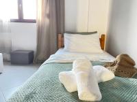 SH Guesthouse - B&B Ksamil