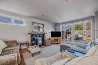 Gorgeous Bosham Family Home w Garden - Pass the Keys - Chambres d'hôtes Chichester