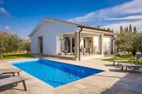 Oliva Serenity Pool Apartment - B&B Pomer