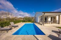 Oliva Serenity Pool Apartment - B&B Pomer