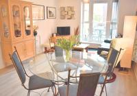 Chichester City Centre 2 Bedroom Flat I Ground Floor with Underground Parking I Chichester Holiday Properties - Bed and Breakfast Chichester
