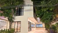 White Cozy Home Chiang Mai - Bed and Breakfast Chiang Mai