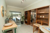 Soterion Beach House - Bed and Breakfast Port Elizabeth
