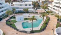 Apartment with terrace, parking, pool and A C - Horus 1 - Chambres d’hôtes Torre del Mar