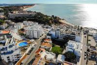 Apartment with Pool in Olhos de Agua - Bed and Breakfast Olhos de Água
