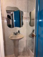 Habitación Cuádruple con baño privado