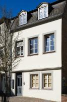 JASTA Homes Wohlfühl-Loft, Altstadt, Infrarot-Sauna, Parkplatz, Netflix - Chambres d'hôtes Sarrebourg