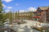 Enchanting Mountain Condo - Outdoor Hot Tub Mountain Views - Chambres d'hôtes Canmore