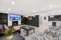 Casa 22 Luxury & Modern 3BD 2BA Home in Skokie - B&B Skokie