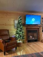 Cozy Lumberjack Cottage - B&B Drummond