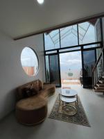 Villa with Jacuzzi, Damar Ningrum 4 - Bed and Breakfast Tutugan