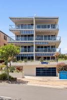 The Boardwalk - Oceanview Unit on Bulcock Beach - B&B Caloundra