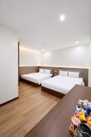 Adalie Pleiku Hotel - Bed and Breakfast Pleiku