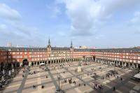 TOL241 - Espectacular Piso de 2 dormitorios en la Plaza Mayor, en el centro de Madrid - B&B Madrid