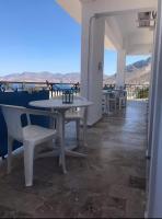 Anemone Masouri - B&B Mesaria