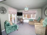 The Nest Lodge 55 - B&B Grantham