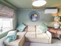 The Nest Lodge 55 - B&B Grantham
