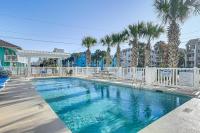 Steps to Sand: Chic Couple’s Garden City Retreat - B&B Myrtle Beach