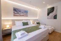 E'Lux Seaside Suites - Bed and Breakfast Vlorë