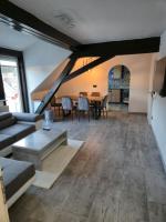 Gemütliche Dachwohnung in Bruchmühlbach-Miesau - Chambres d'hôtes Bruchmühlbach-Miesau