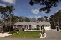 Cape Escape Chatham 5 Star Beach Chic 5 Min Walk to Beach-Newly Renovated Private Retreat AC - Bed and Breakfast Chatham